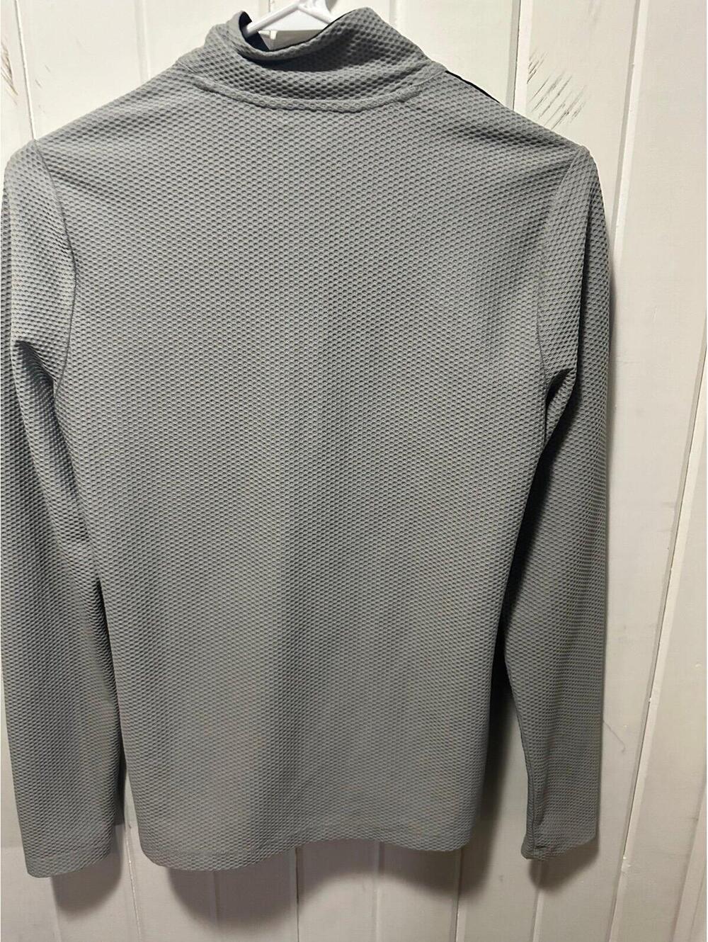 Pullover - Picture 2 of 3